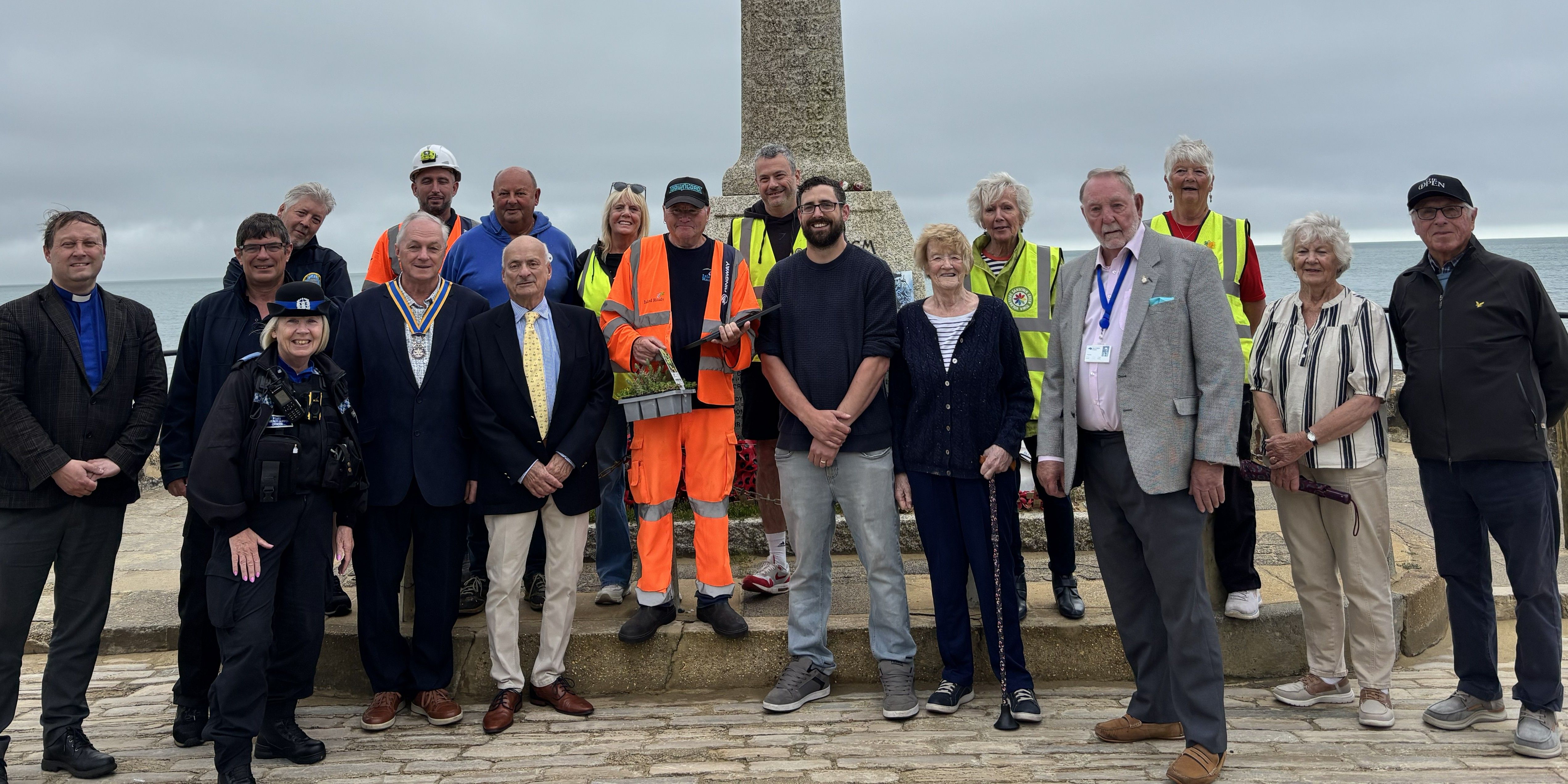 Sandown says thanks to cleaner Kenny